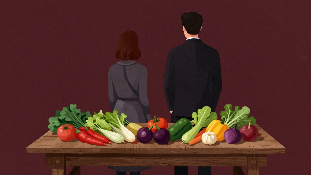 色とりどりの野菜が鮮やかに並ぶ農場のテーブルを見下ろす偽善的な紳士と淑女のイラスト