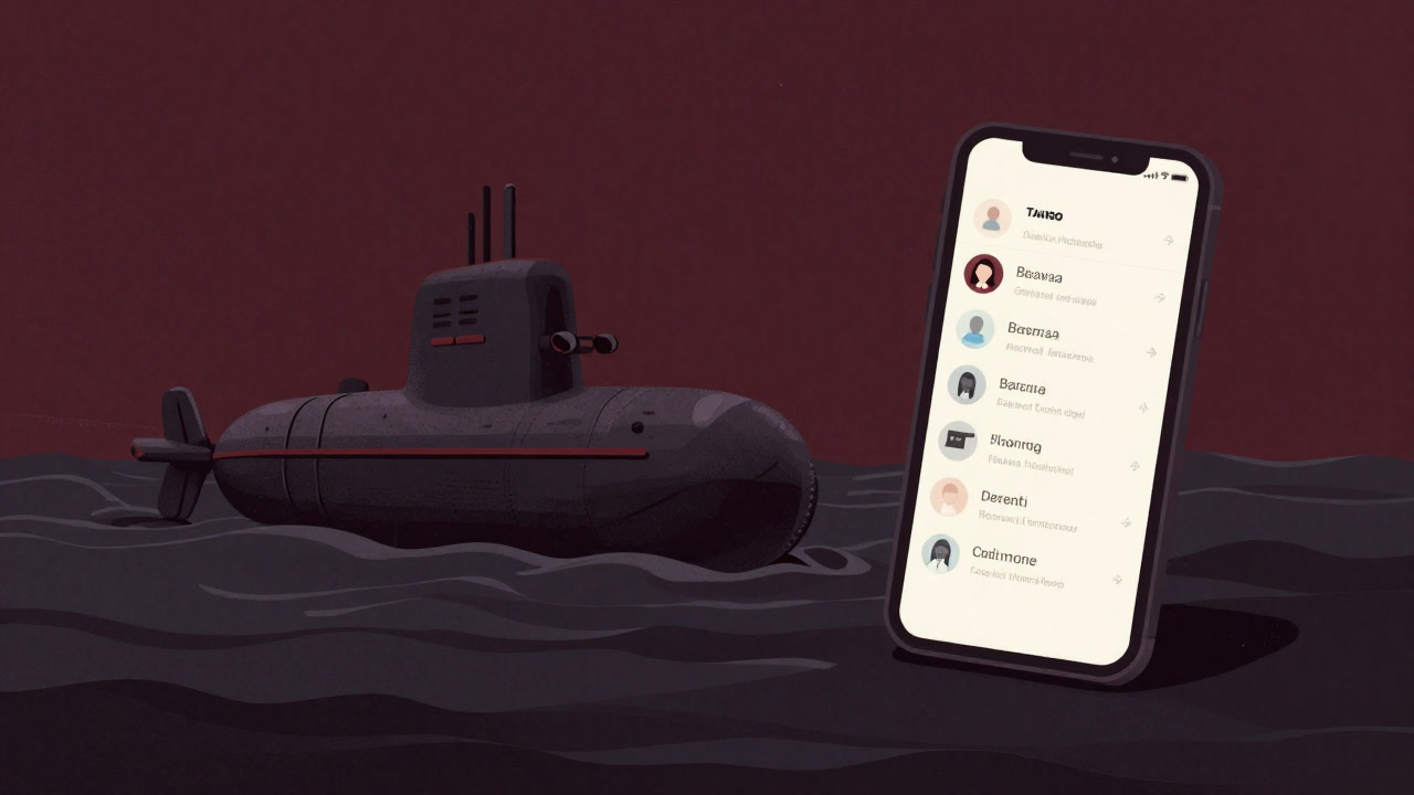 波間に姿を消した潜水艦のシルエットとスマホの画面を同時に捉えたイラスト